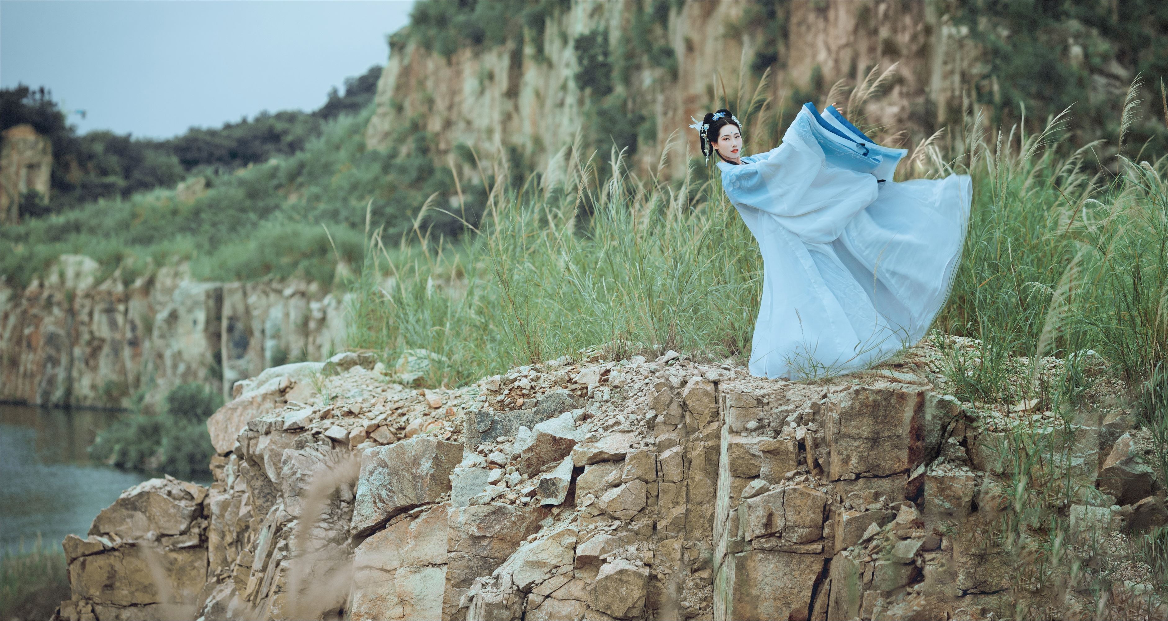 YITUYU艺图语 2021.09.04 青衫隐 筱谖